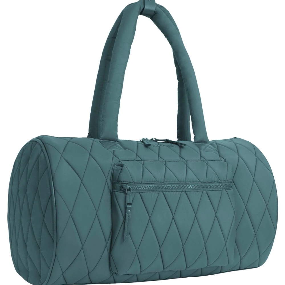 Max Studio Nylon Black Diamond Quilted Weekender Duffle Bag 20” The Demi